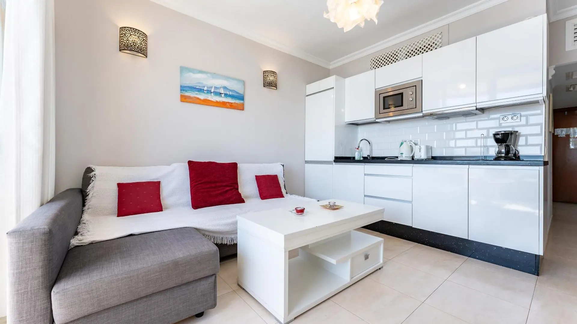 Stunning Marina View Apartment Fuengirola