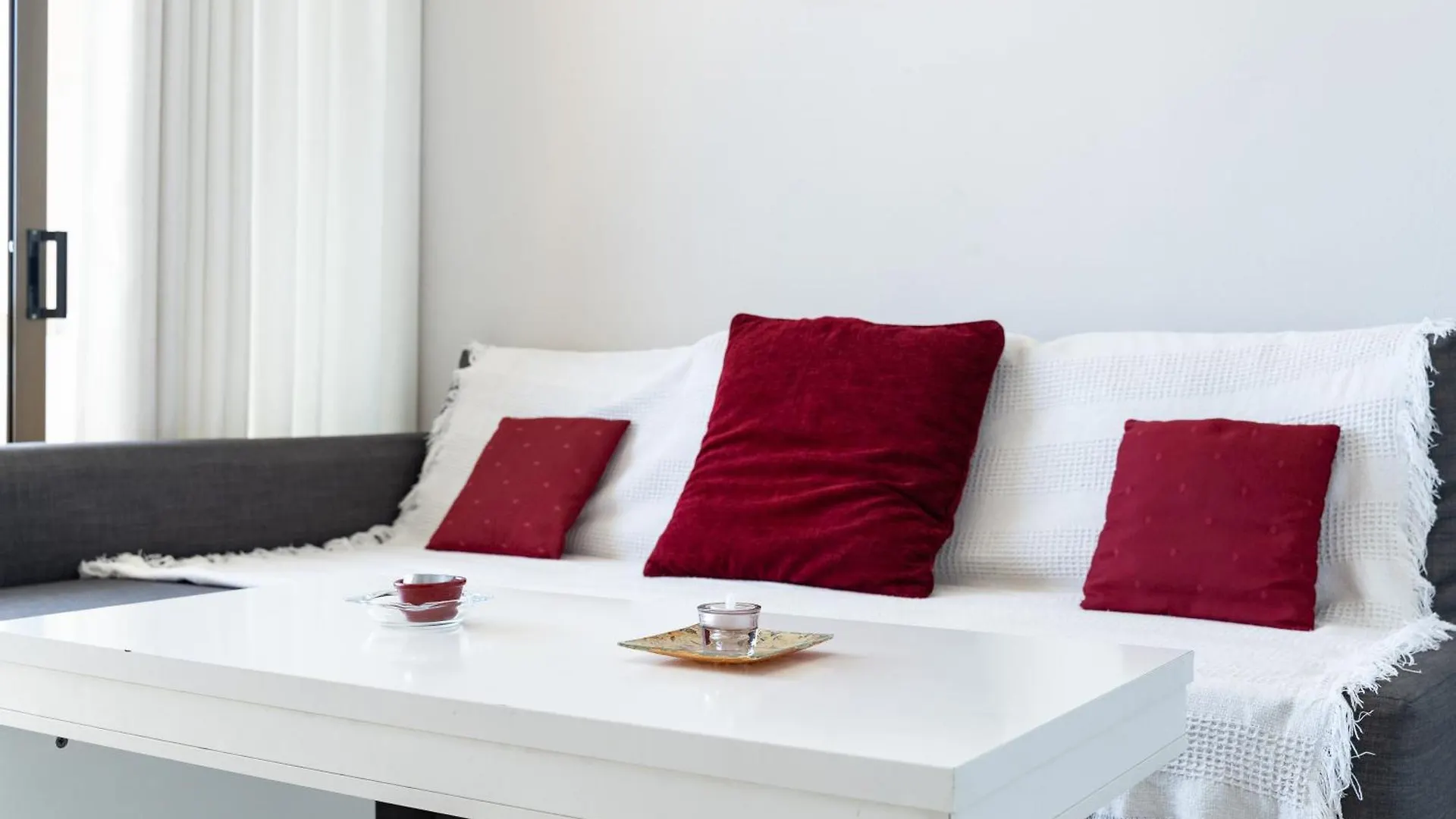 Stunning Marina View Apartment Fuengirola